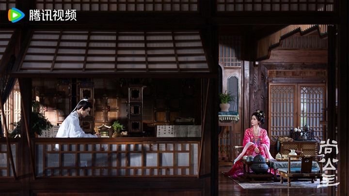 Li Yun Rui and Meng Zi Yi in Tigers Sniff the Rose still