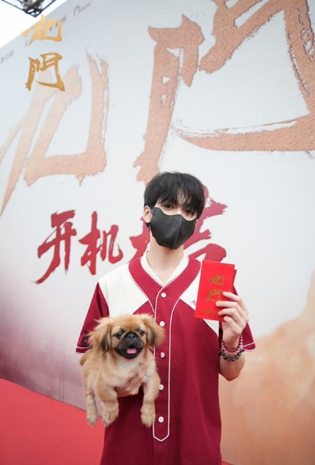 Zeng Shunxi at the treasured bajia book booting ceremony