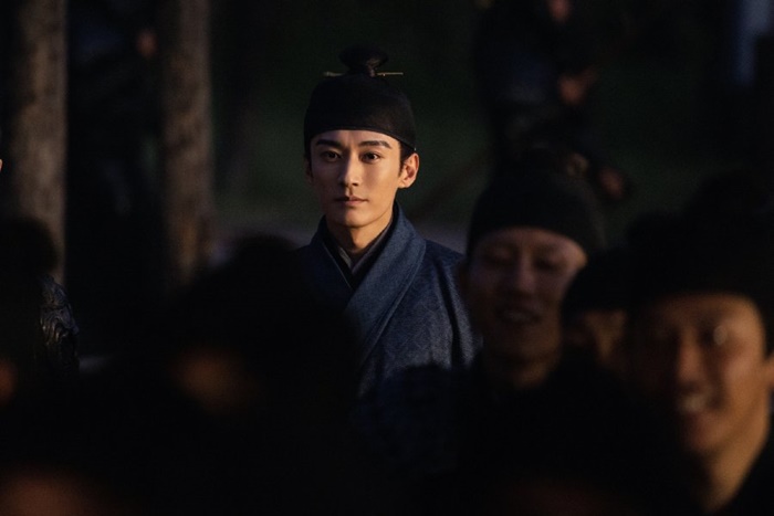 Liu Xue Yi in Against the Current